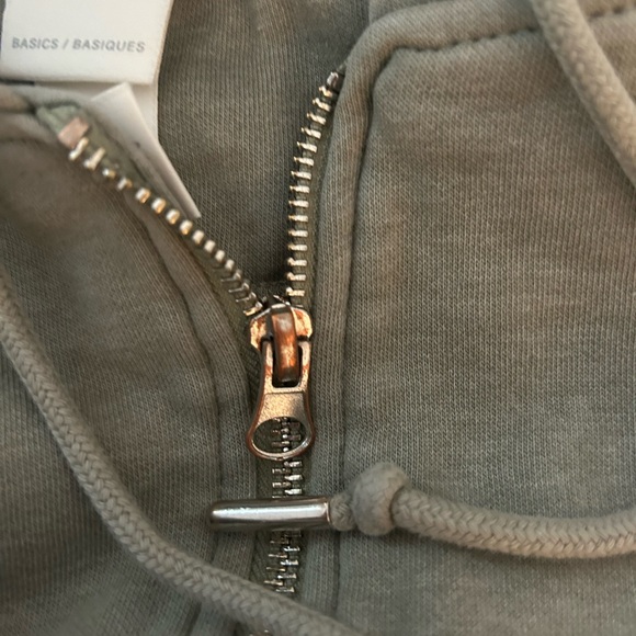 H&M sage green zip up - Picture 4 of 4